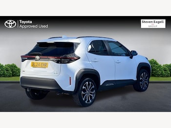 Used Toyota Yaris Cross 2024 for sale - 76013176: Photo 2