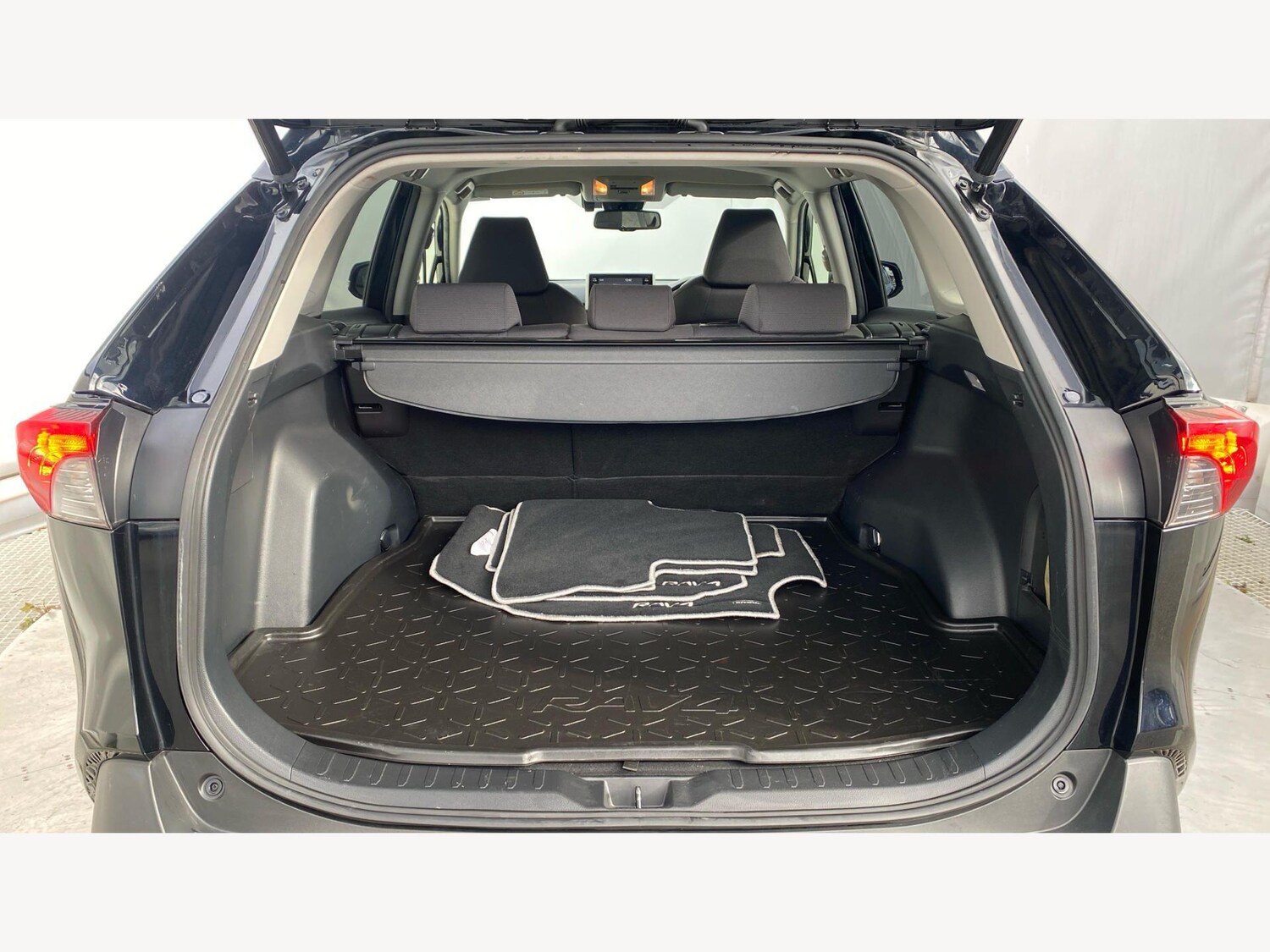 Used Toyota RAV4 for sale - 78214767: Photo 16