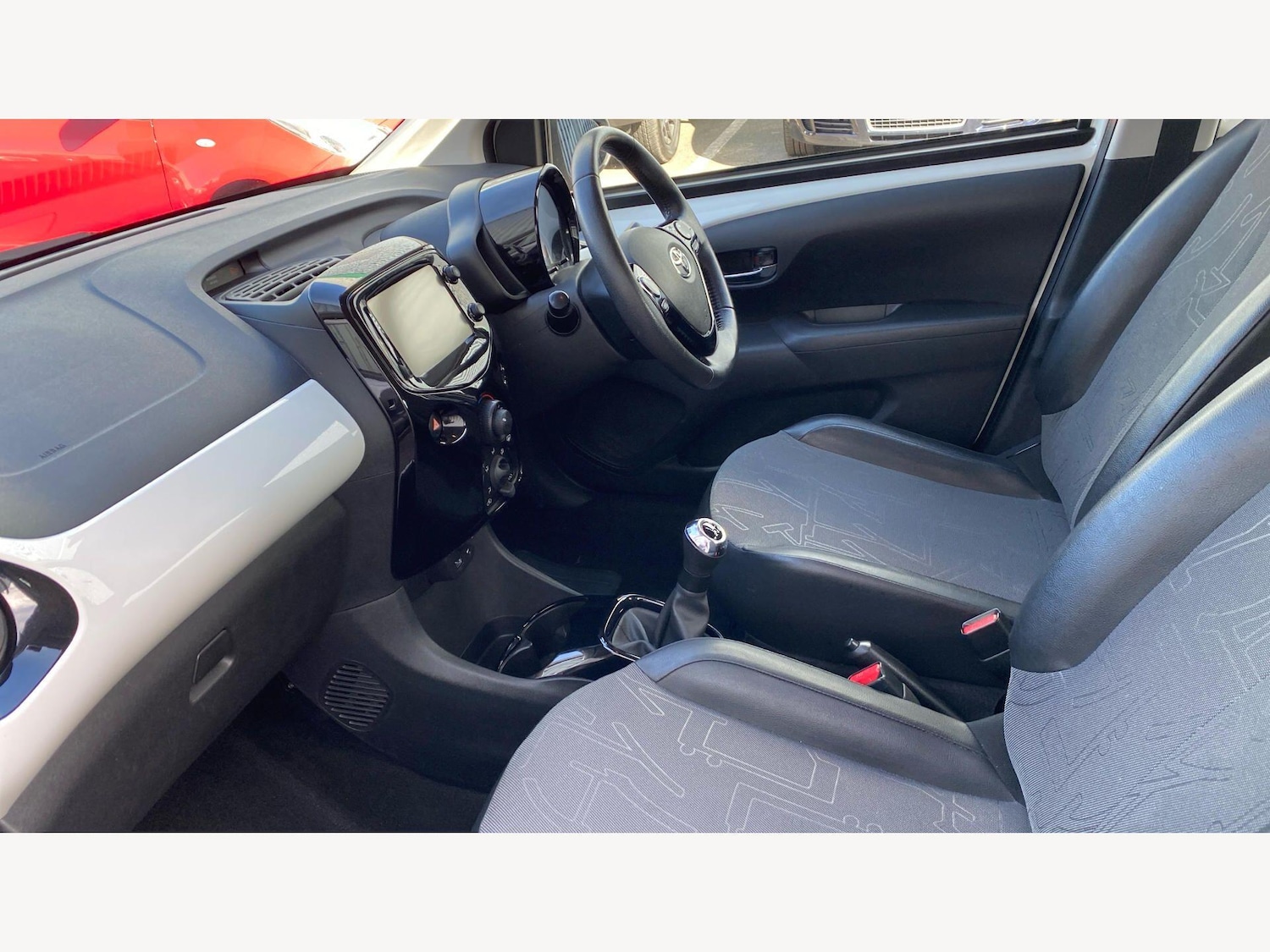 Used Toyota AYGO for sale - 77925752: Photo 12