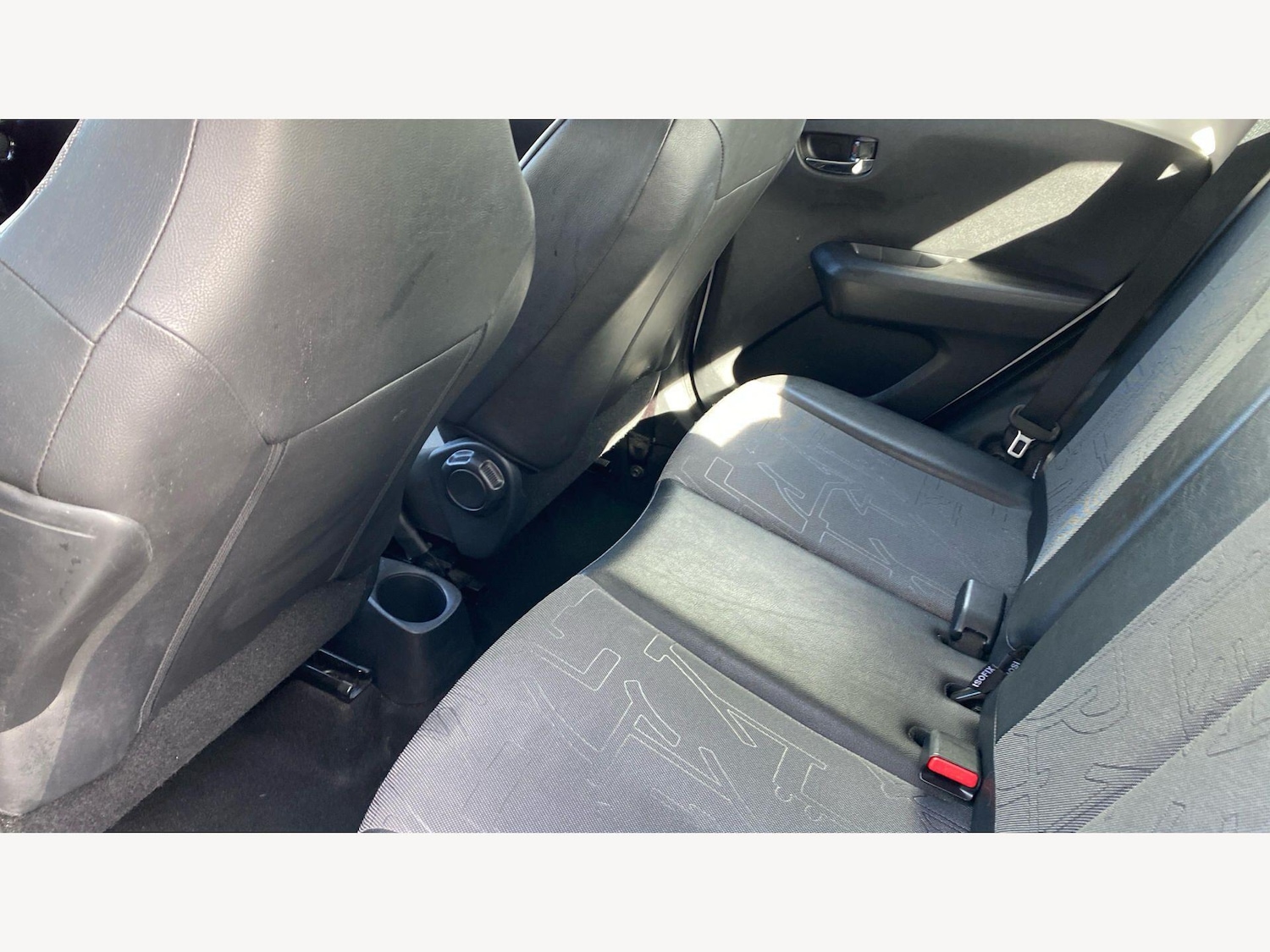 Used Toyota AYGO for sale - 77925752: Photo 15