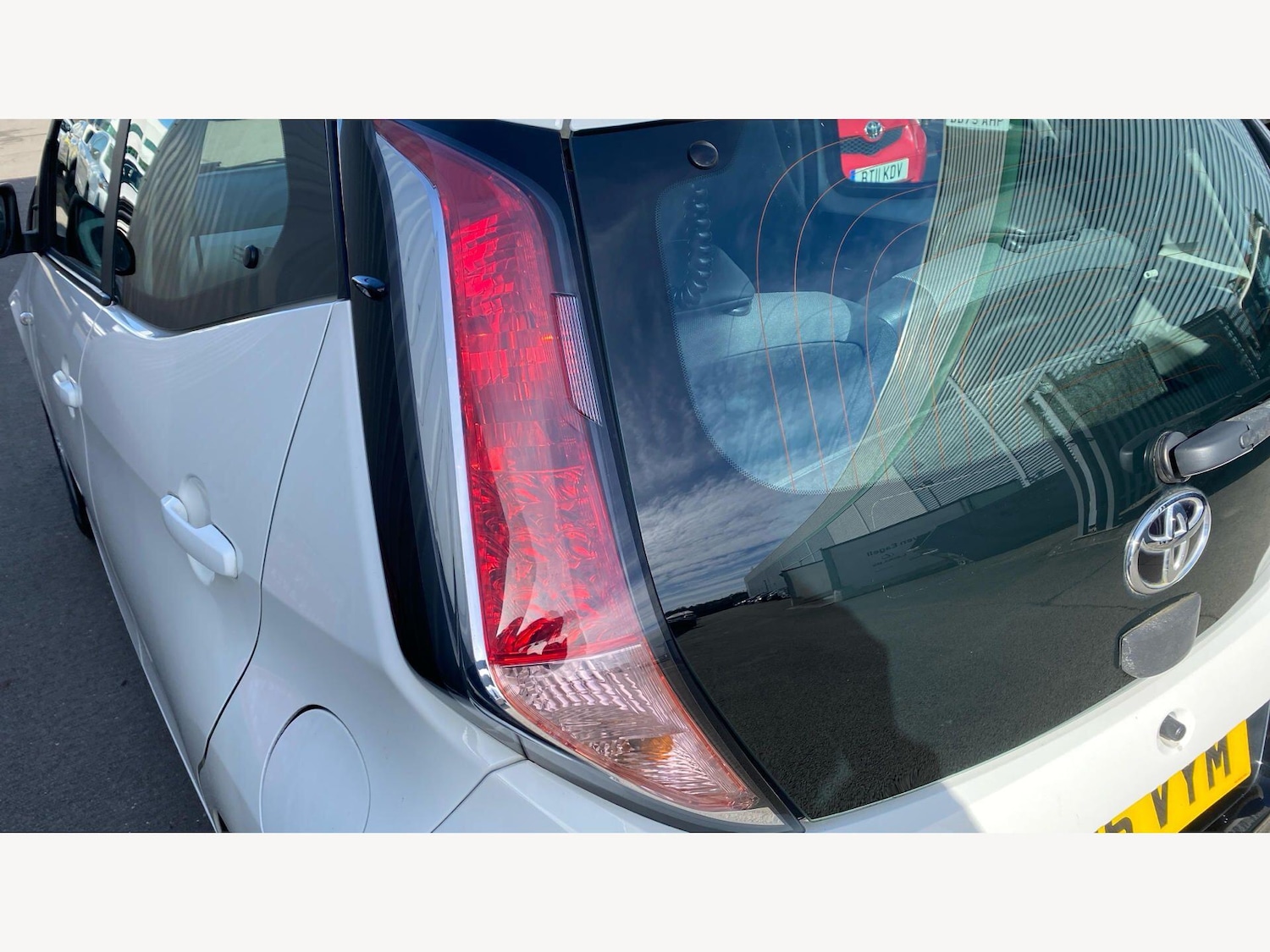 Used Toyota AYGO for sale - 77925752: Photo 23