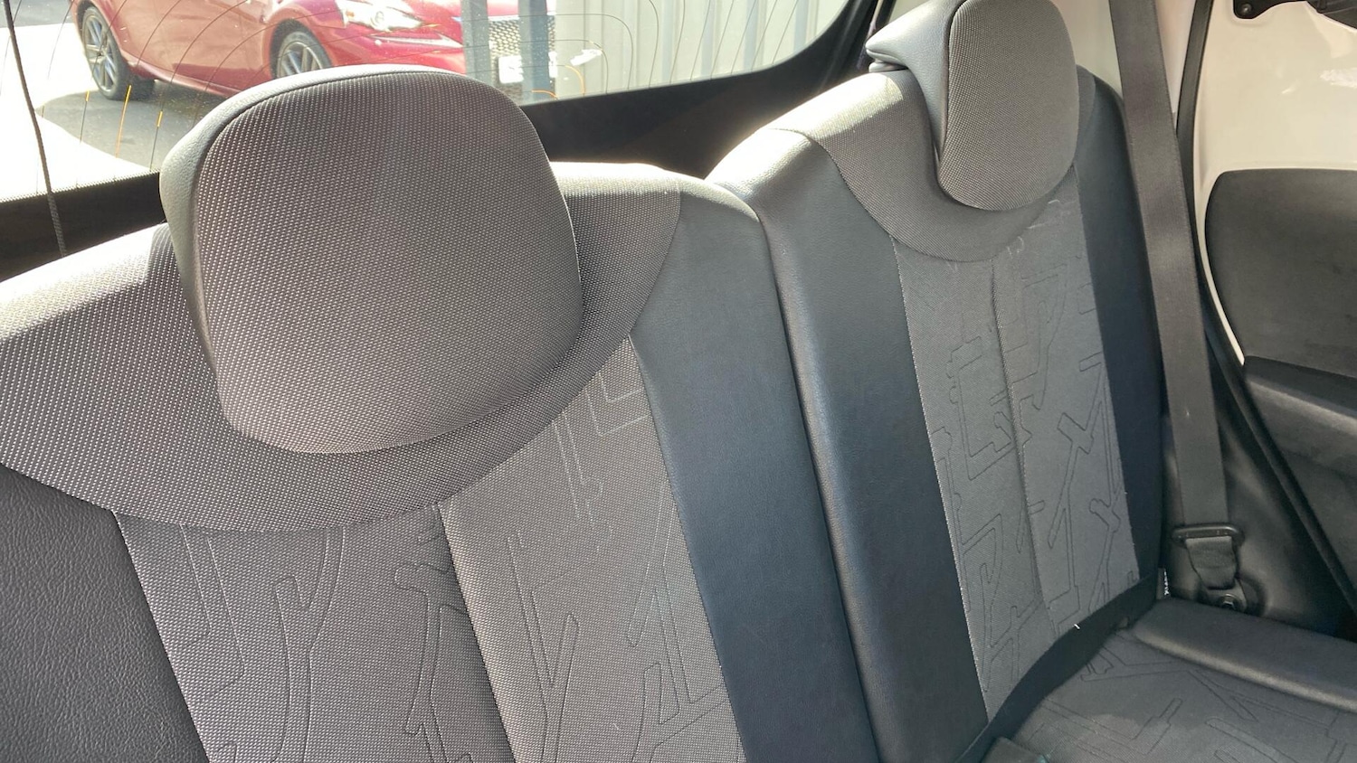 Used Toyota AYGO for sale - 77925752: Photo 35