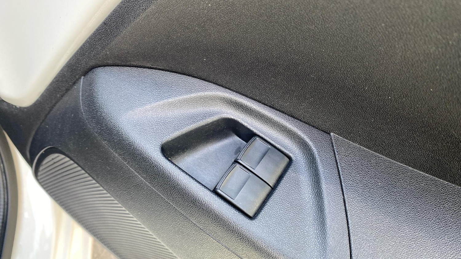 Used Toyota AYGO for sale - 77925752: Photo 38