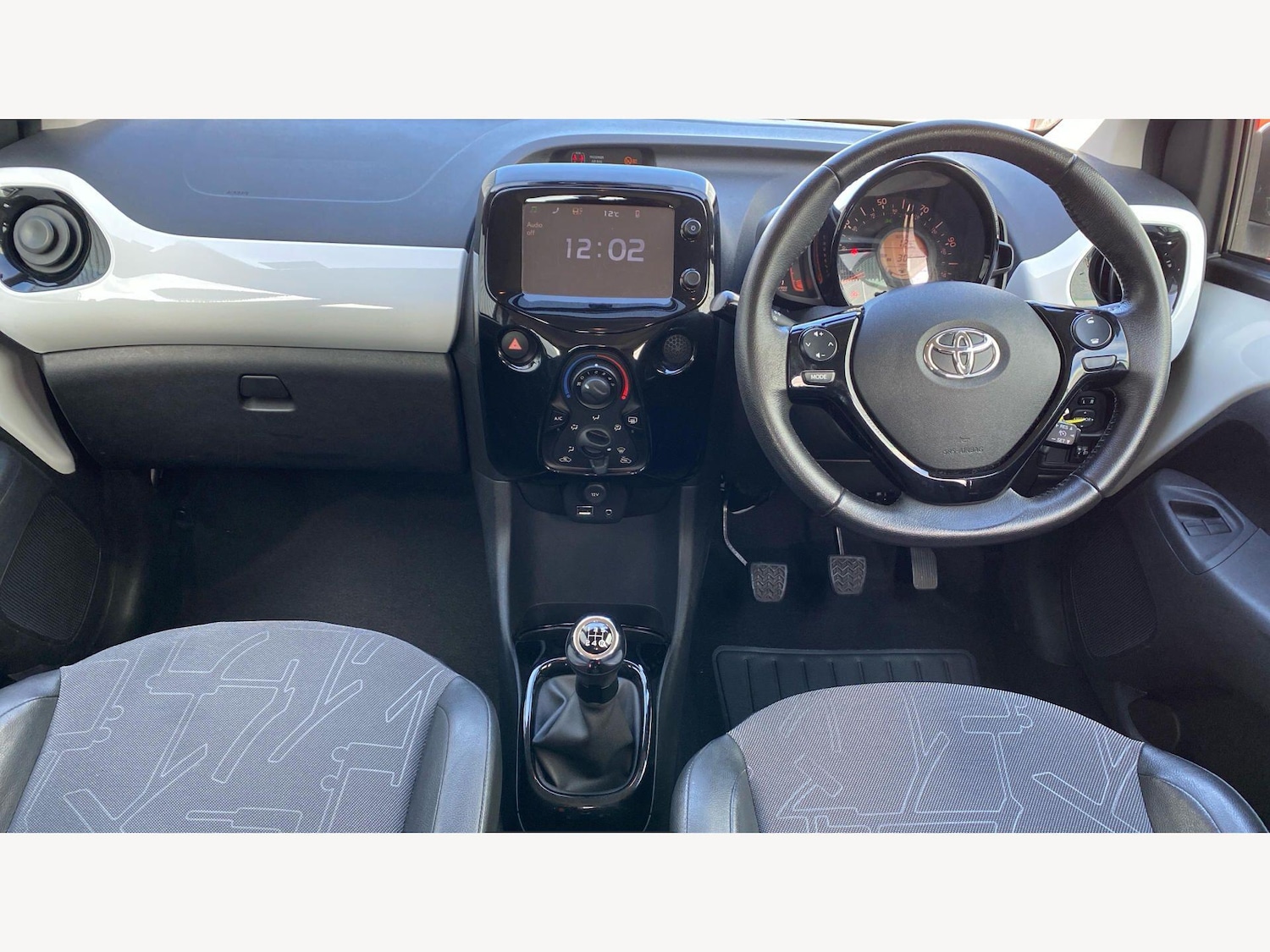 Used Toyota AYGO for sale - 77925752: Photo 7