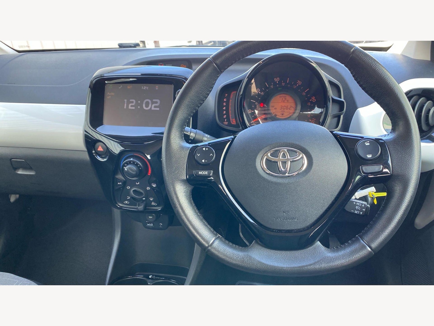Used Toyota AYGO for sale - 77925752: Photo 8