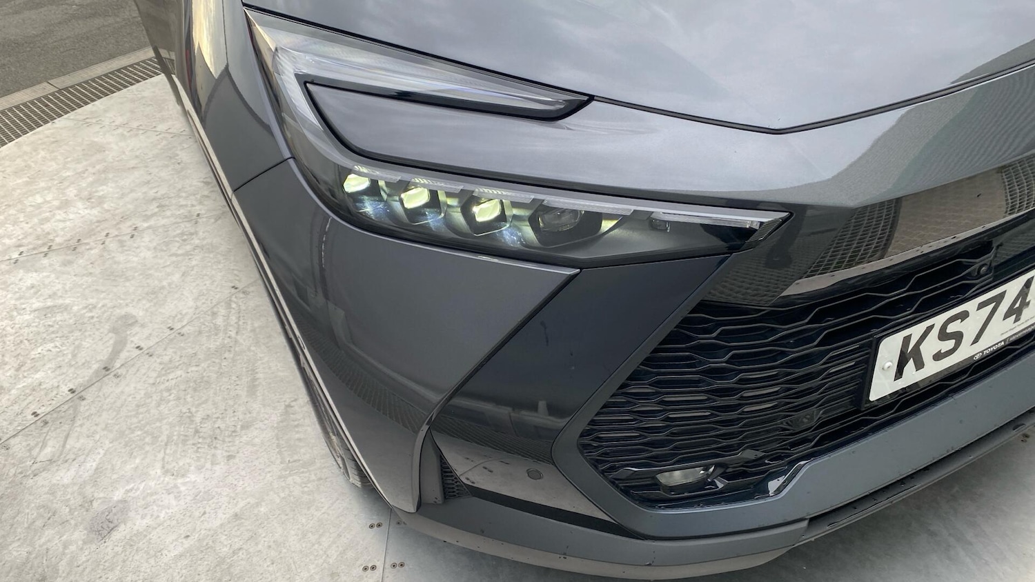 Used Toyota C-HR 2024 for sale - 76765601: Photo 38