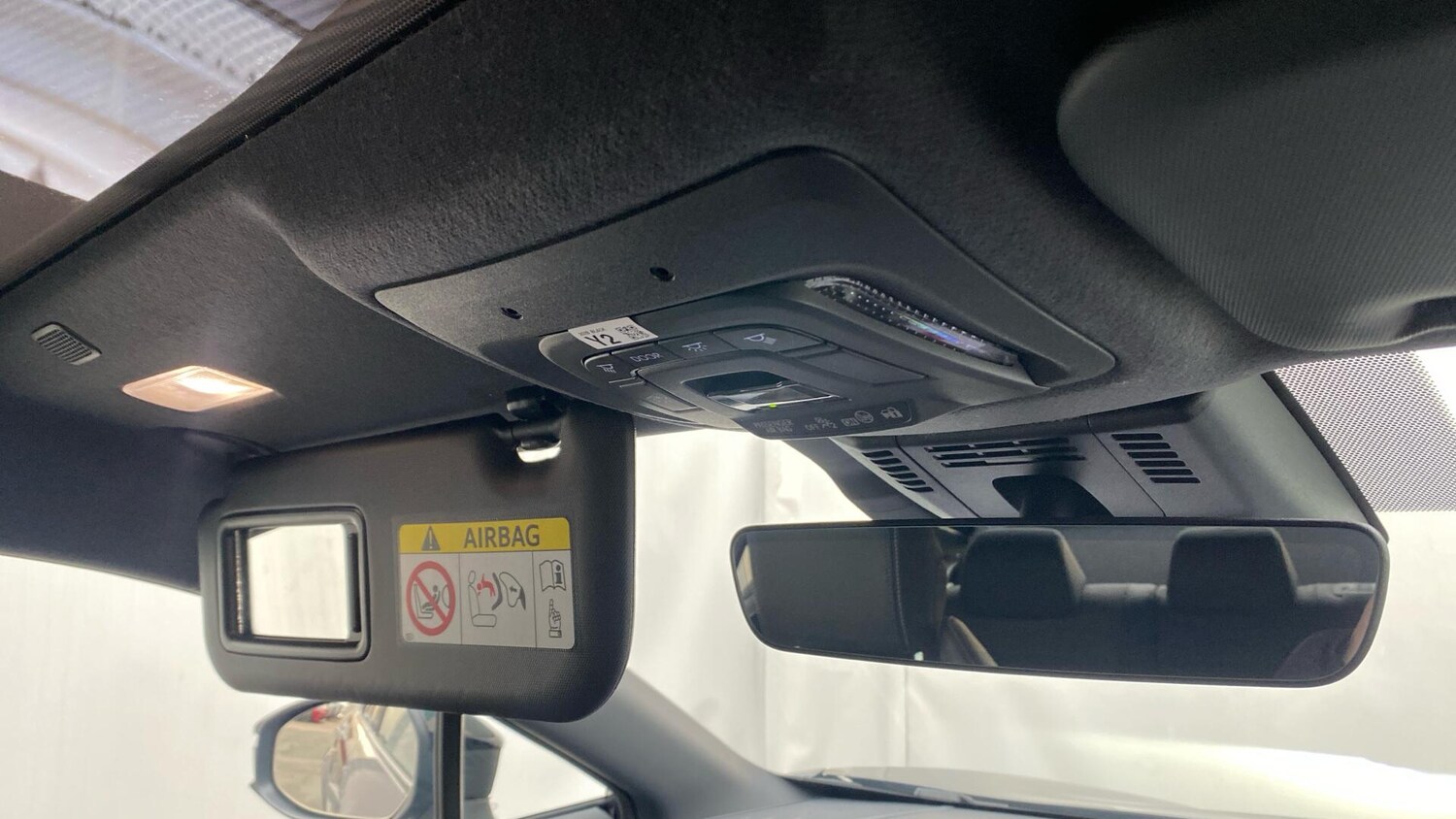 Used Toyota C-HR 2024 for sale - 76765601: Photo 44