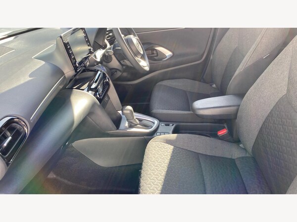Used Toyota Yaris Cross 2023 for sale - 75520151: Photo 12