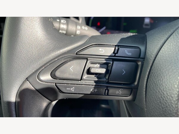 Used Toyota Yaris Cross 2023 for sale - 75520151: Photo 31