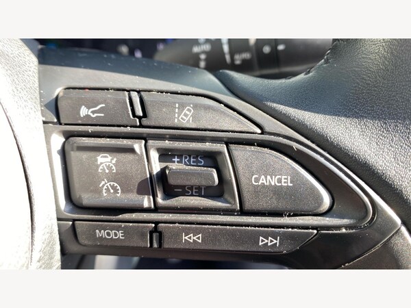 Used Toyota Yaris Cross 2023 for sale - 75520151: Photo 32