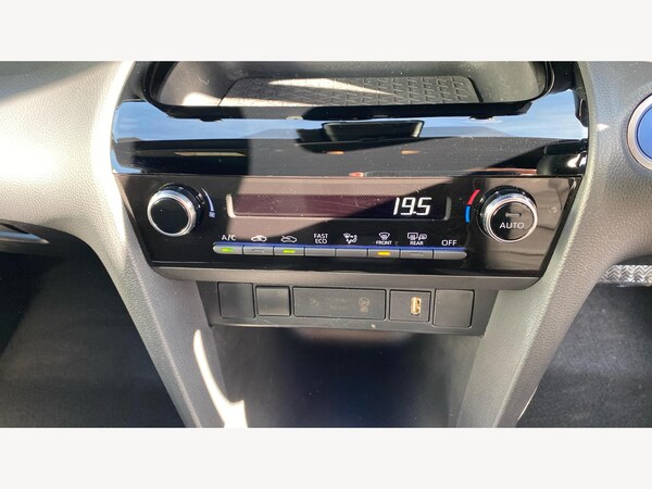 Used Toyota Yaris Cross 2023 for sale - 75520151: Photo 41