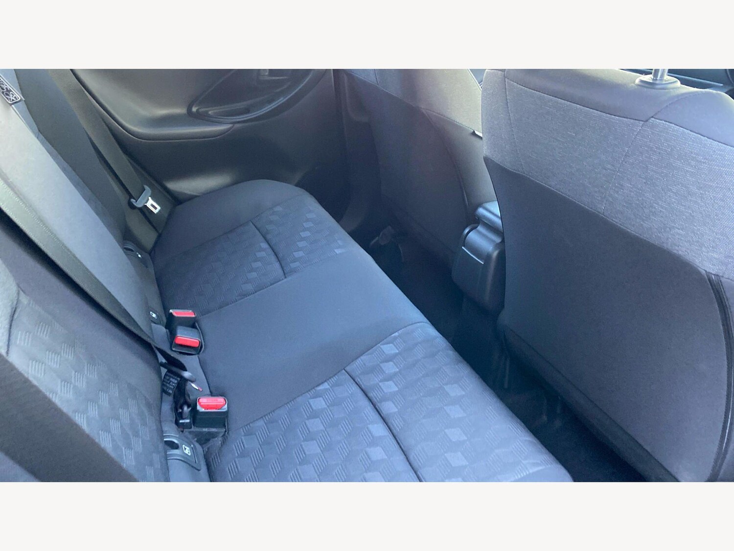 Used Toyota Yaris 2024 for sale - 77993327: Photo 14