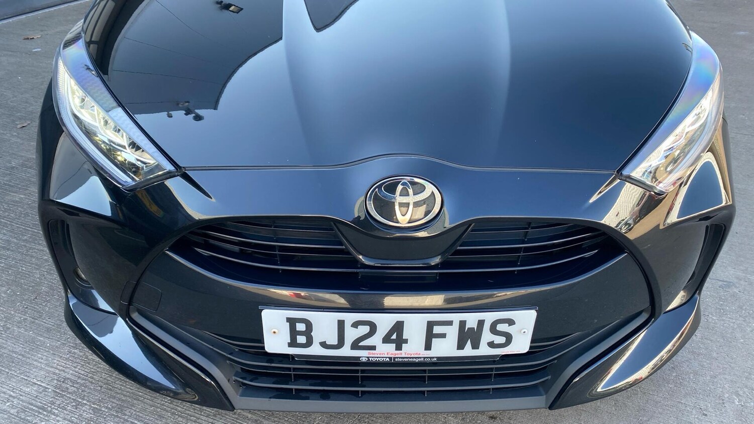 Used Toyota Yaris 2024 for sale - 77993327: Photo 34