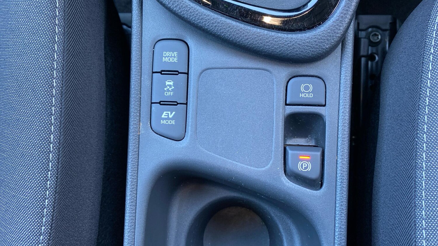 Used Toyota Yaris 2024 for sale - 77993327: Photo 39