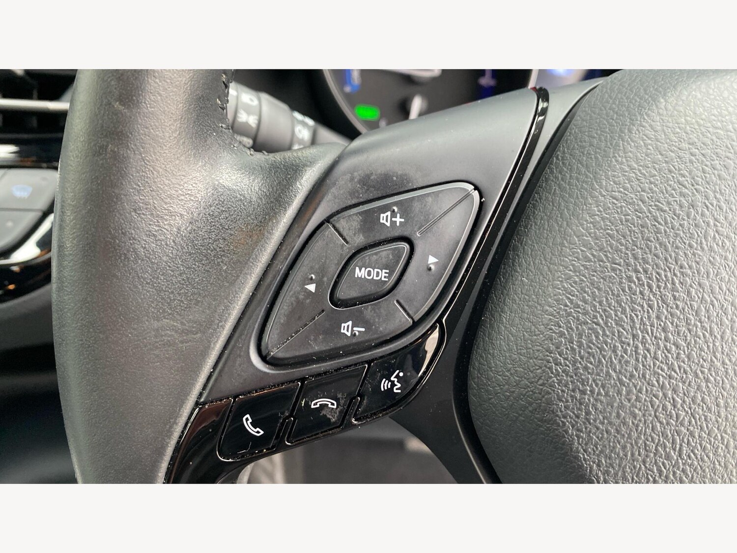 Used Toyota C-HR 2022 for sale - 76296141: Photo 31