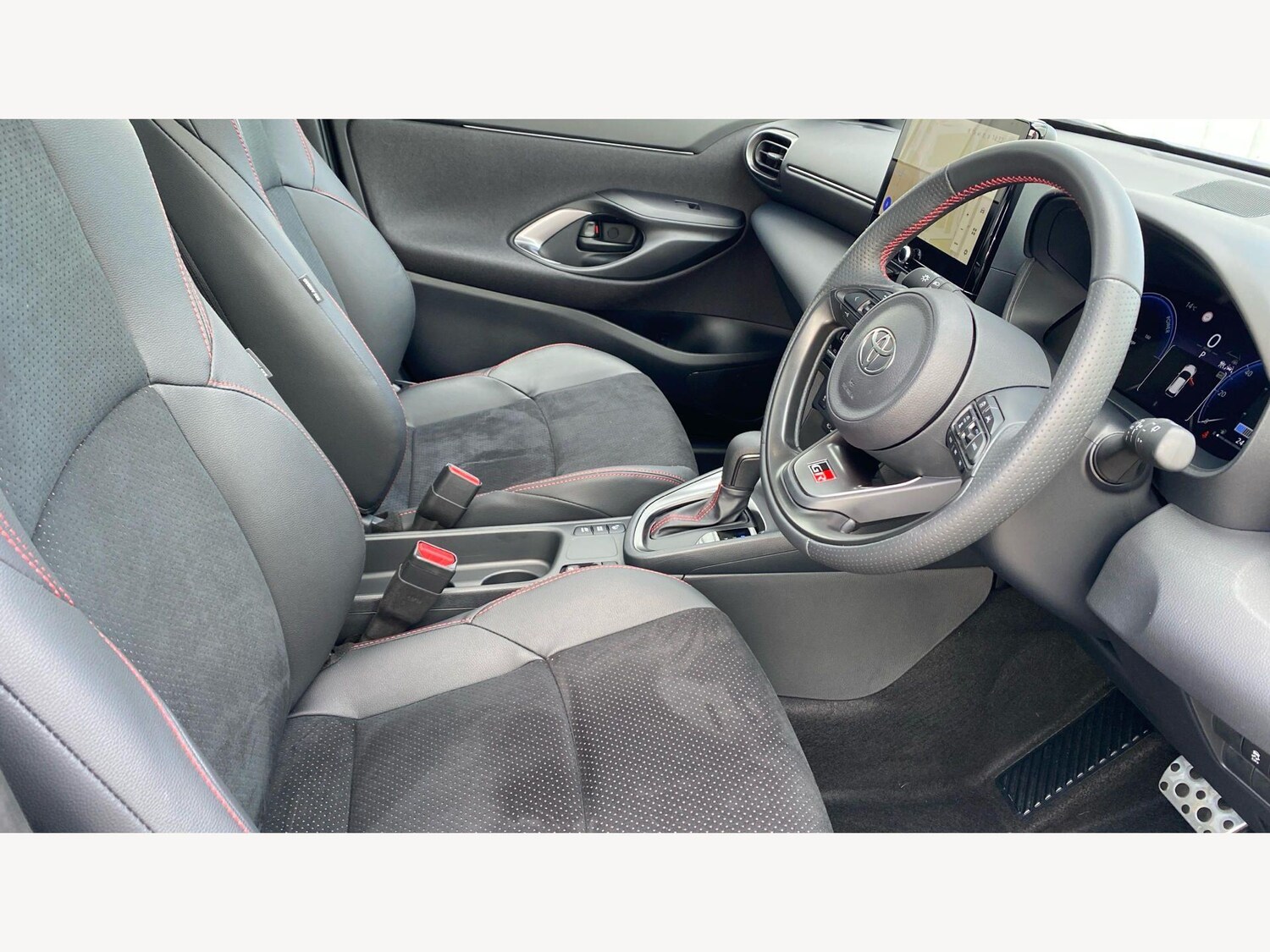 Used Toyota Yaris Cross for sale - 78215000: Photo 14