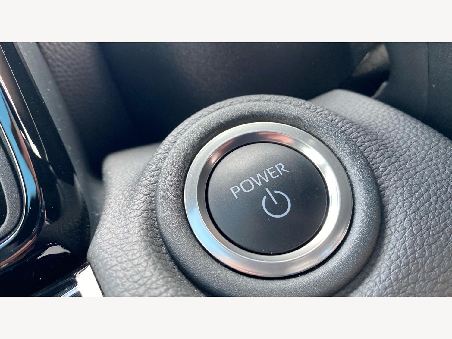 Used Toyota Yaris Cross for sale - 78215000: Photo 18