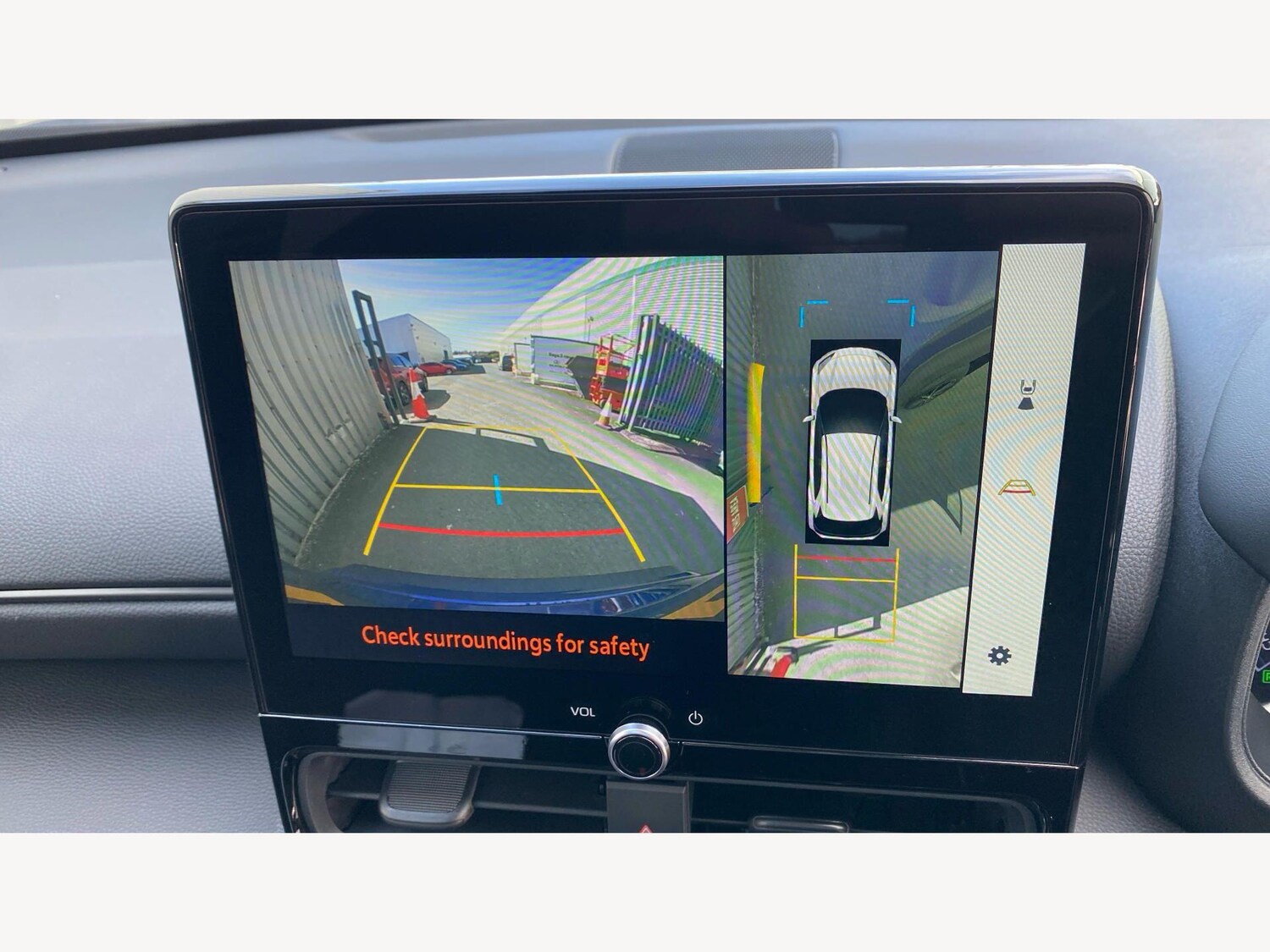 Used Toyota Yaris Cross for sale - 78215000: Photo 36