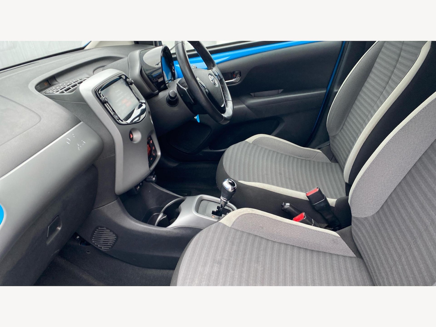 Used Toyota AYGO 2019 for sale - 77425549: Photo 12