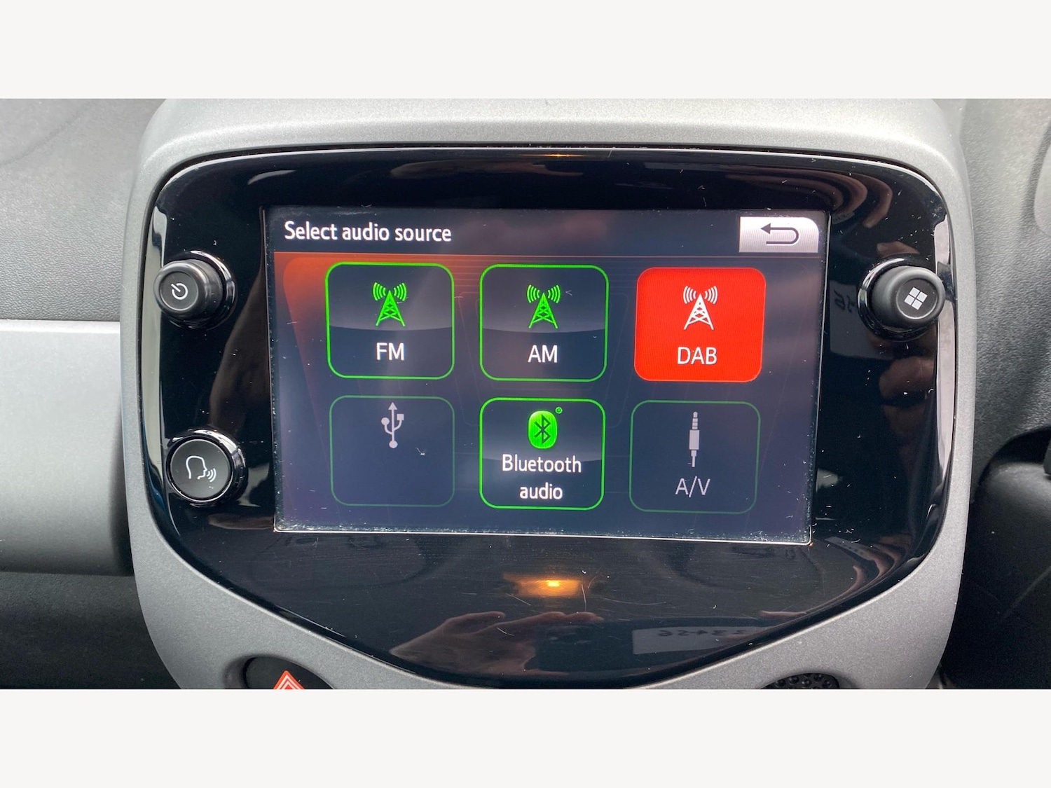 Used Toyota AYGO 2019 for sale - 77425549: Photo 27