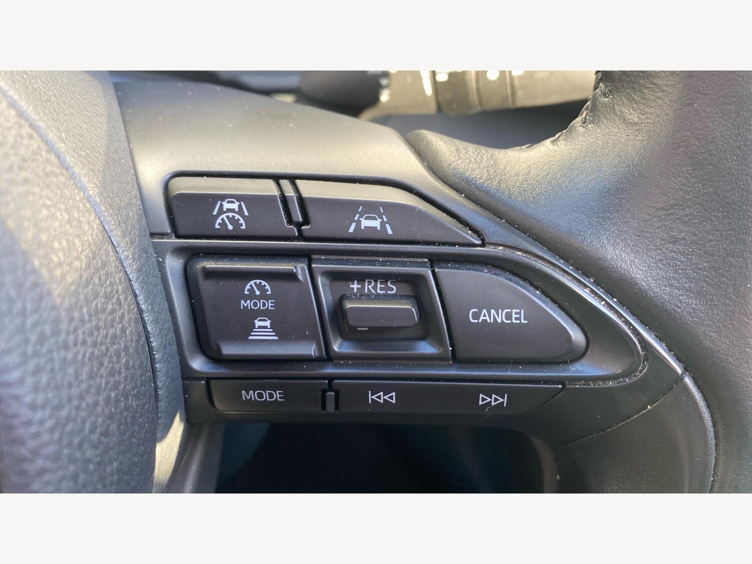 Used Toyota Yaris 2024 for sale - 76743092: Photo 31