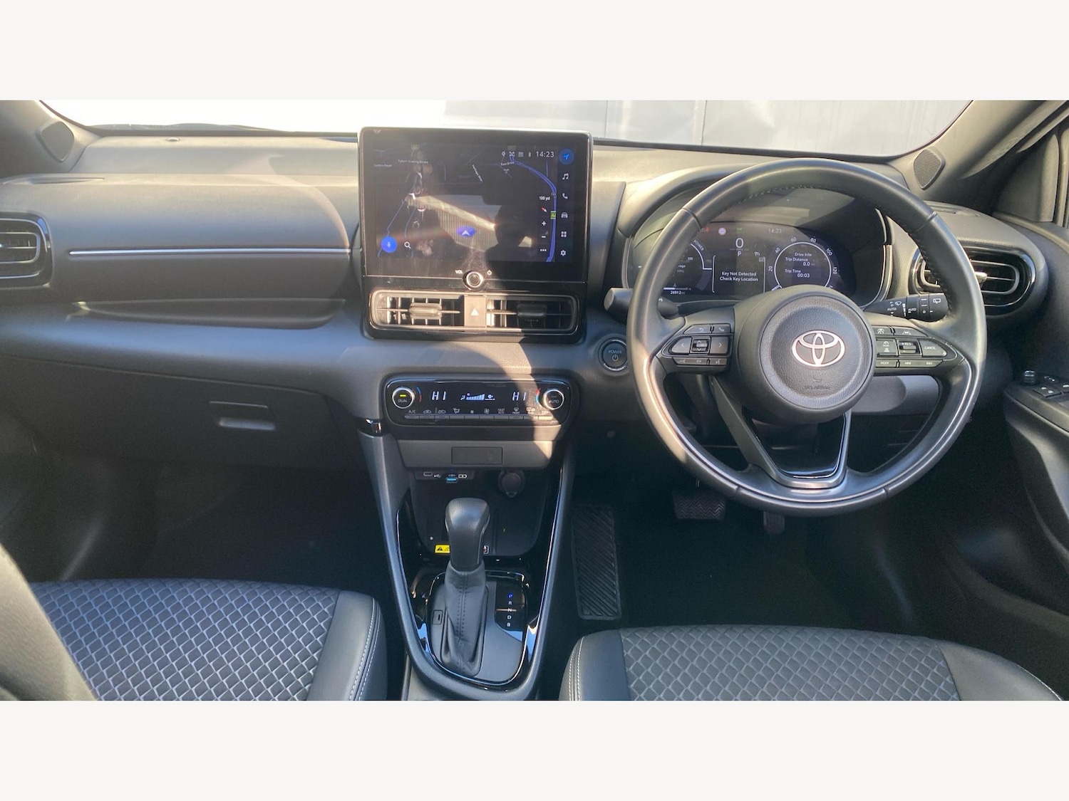 Used Toyota Yaris 2024 for sale - 76743092: Photo 7