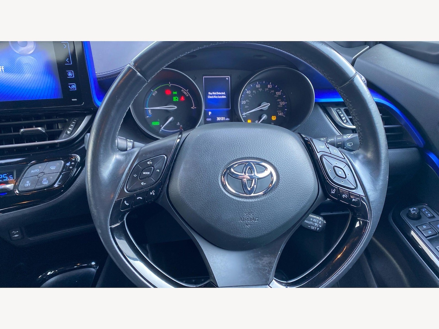 Used Toyota C-HR 2018 for sale - 78204125: Photo 12