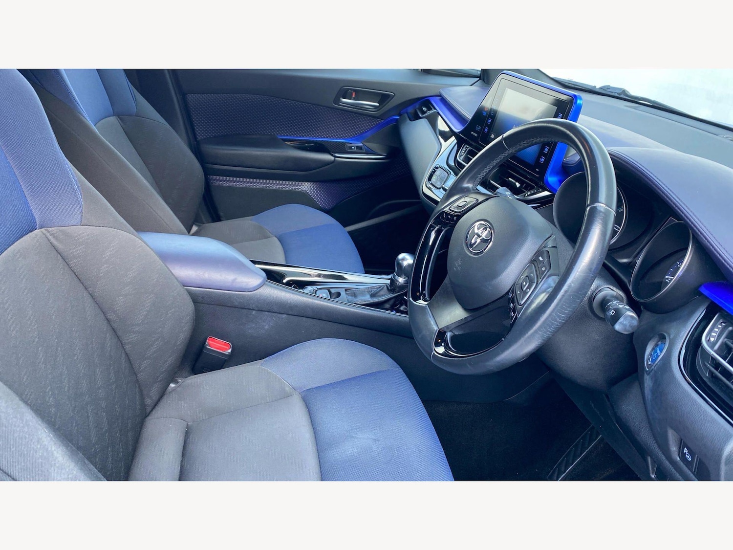 Used Toyota C-HR 2018 for sale - 78204125: Photo 14