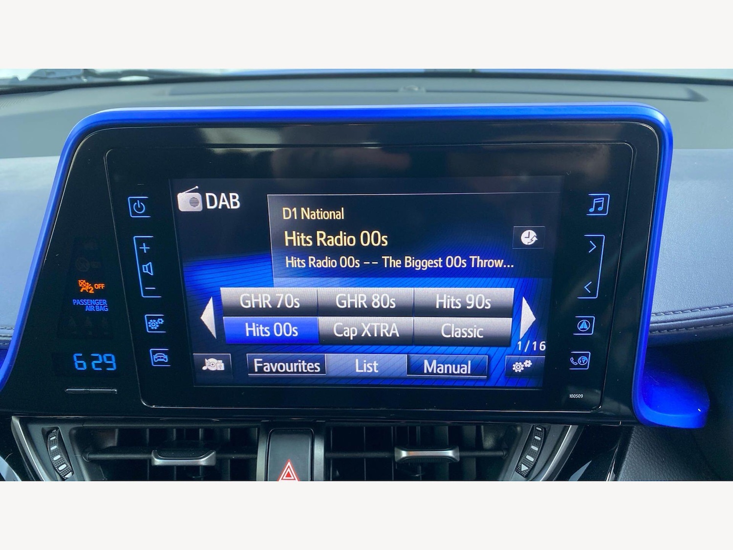 Used Toyota C-HR 2018 for sale - 78204125: Photo 33