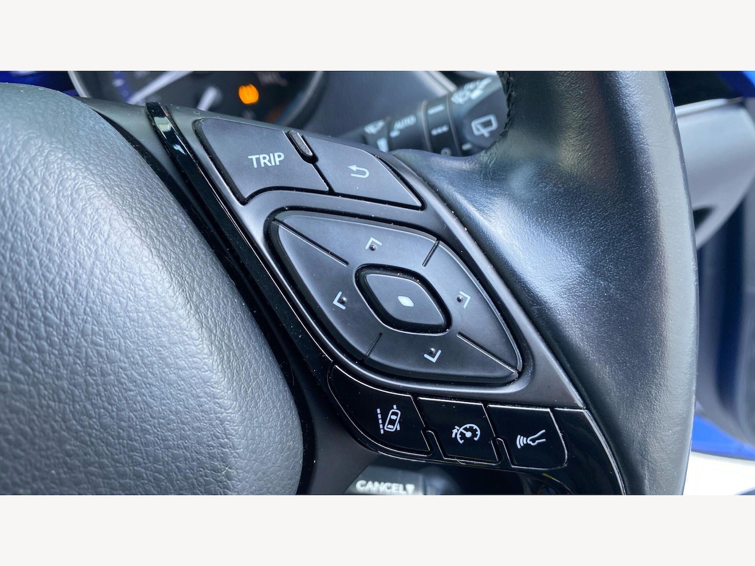 Used Toyota C-HR 2018 for sale - 78204125: Photo 43