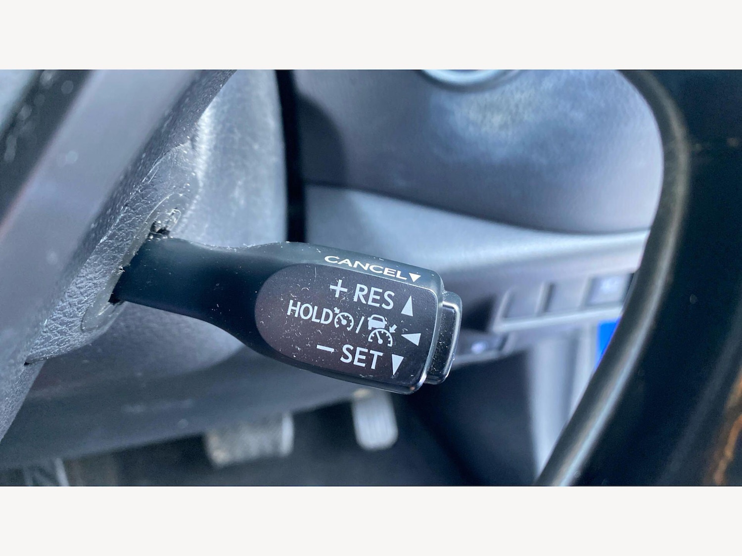 Used Toyota C-HR 2018 for sale - 78204125: Photo 44