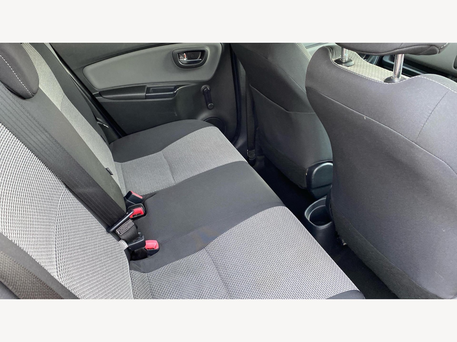 Used Toyota Yaris 2016 for sale - 77101696: Photo 14