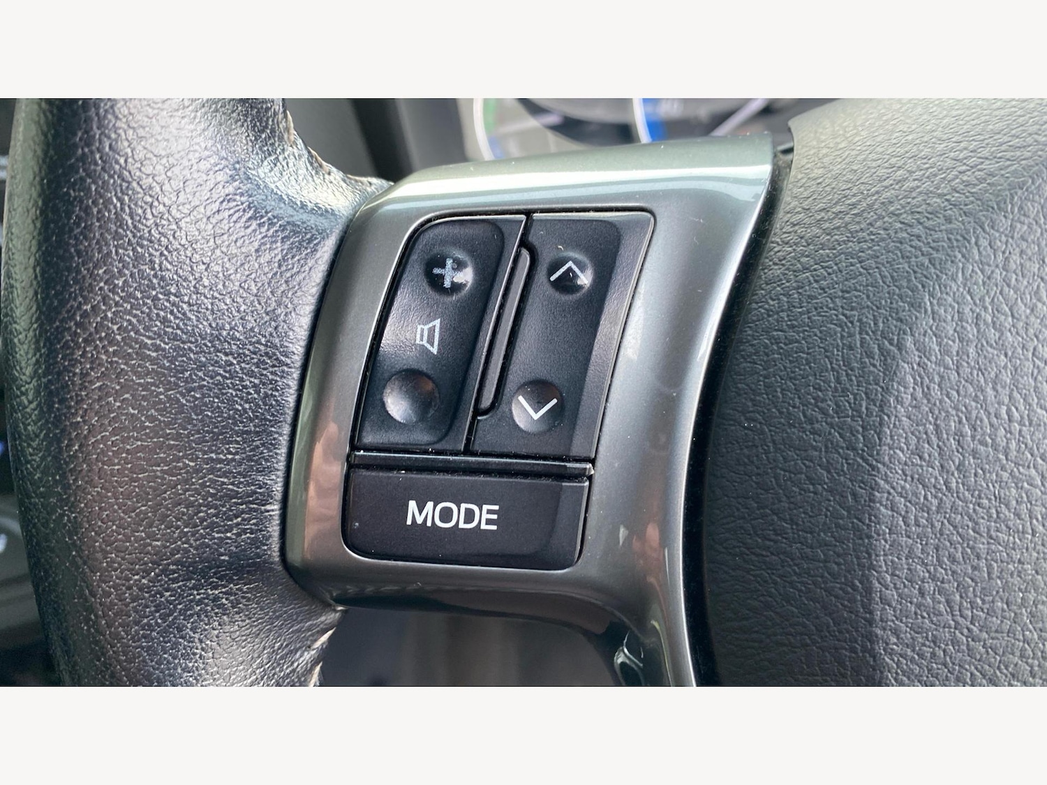 Used Toyota Yaris 2016 for sale - 77101696: Photo 29