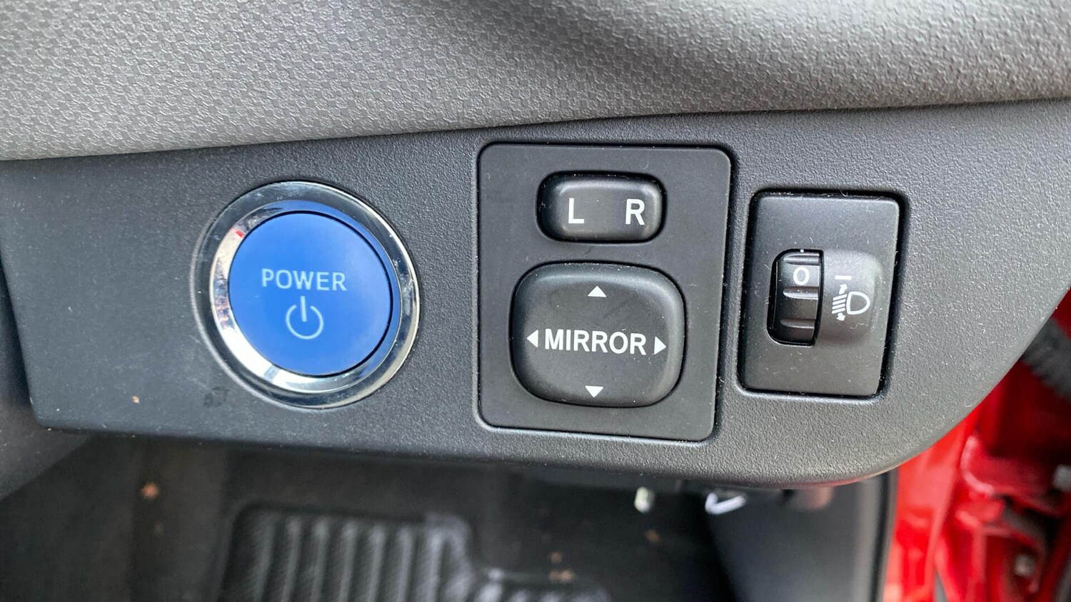 Used Toyota Yaris 2016 for sale - 77101696: Photo 37