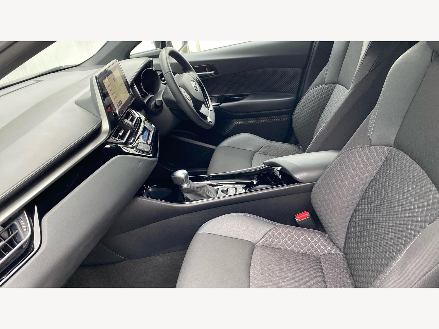 Used Toyota C-HR 2023 for sale - 76521526: Photo 12