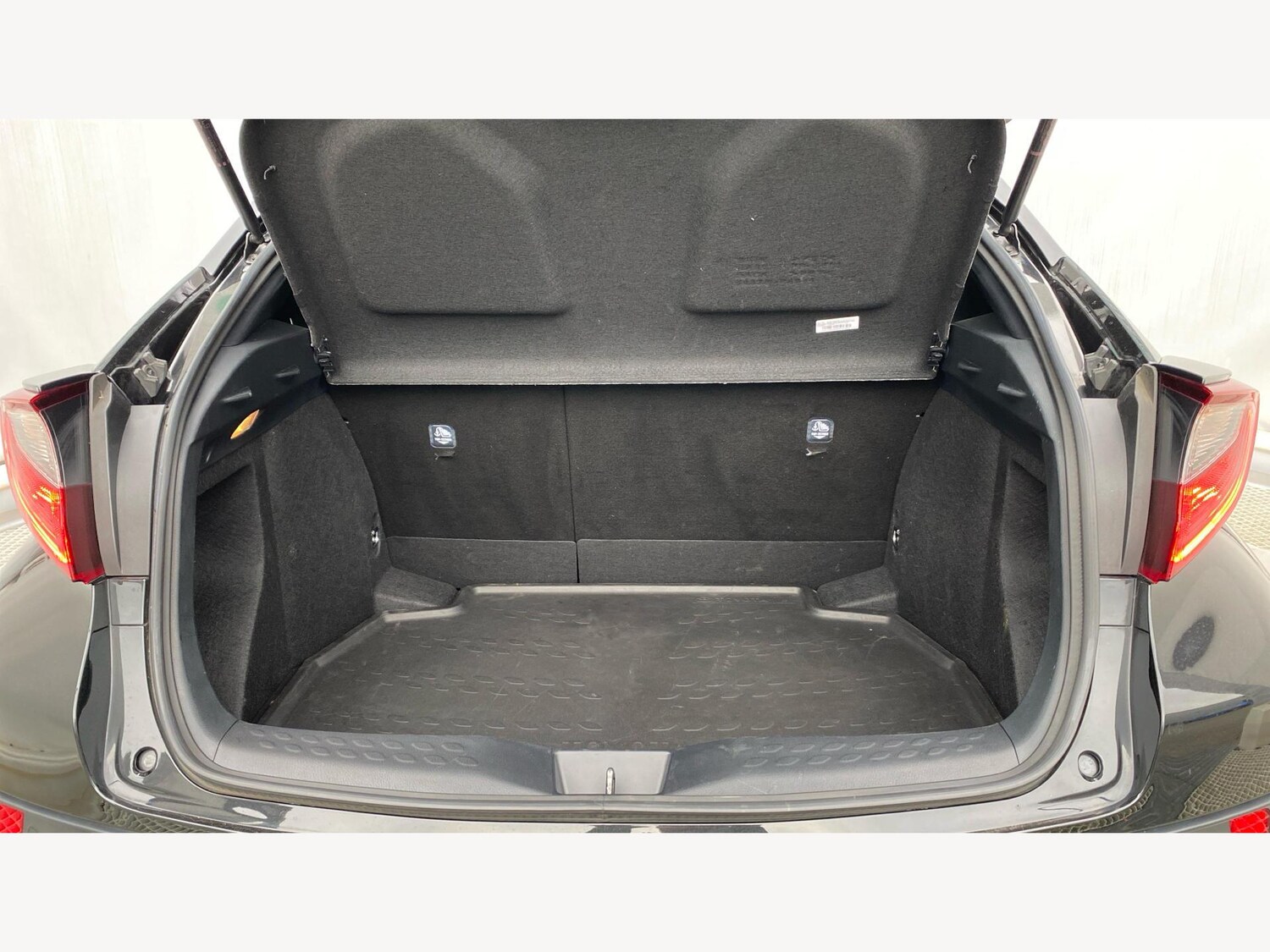 Used Toyota C-HR 2023 for sale - 76521526: Photo 16