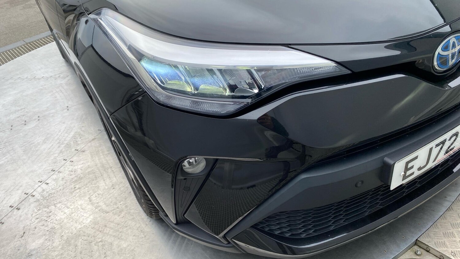 Used Toyota C-HR 2023 for sale - 76521526: Photo 36