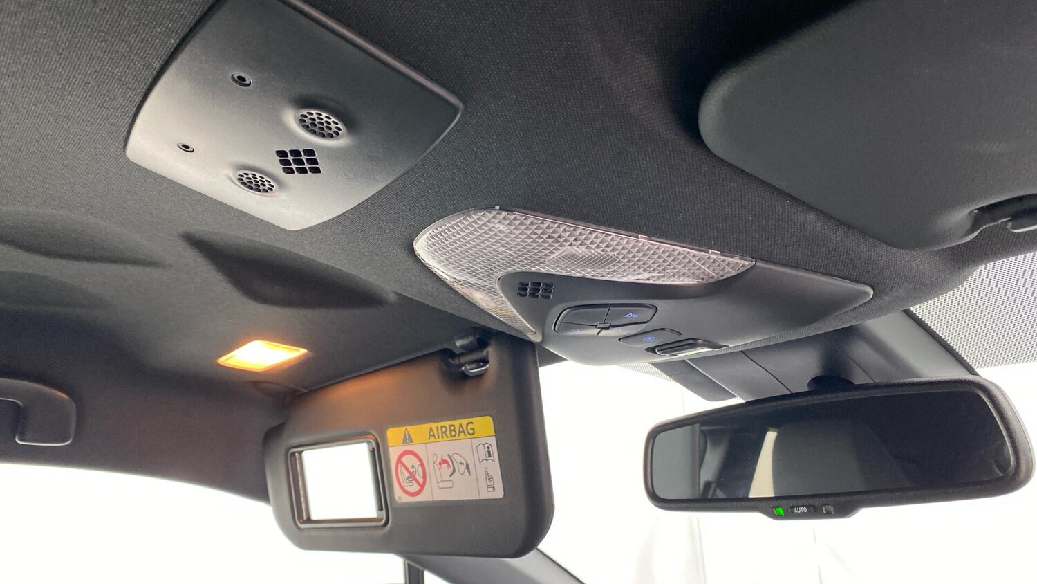 Used Toyota C-HR 2023 for sale - 76521526: Photo 44