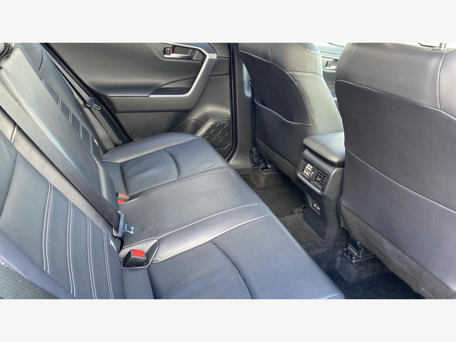 Used Toyota RAV4 2021 for sale - 77769384: Photo 14