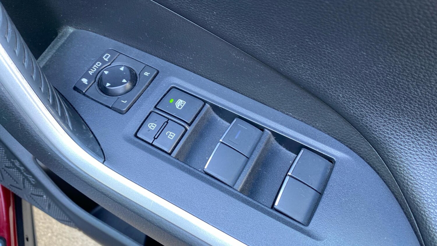 Used Toyota RAV4 2021 for sale - 77769384: Photo 41