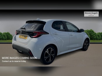 Used Toyota Yaris 2024 for sale - 78157359: Photo