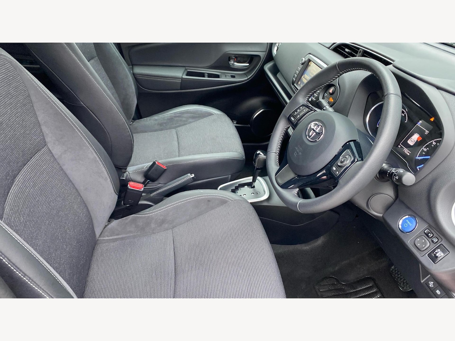 Used Toyota Yaris 2019 for sale - 77538503: Photo 13