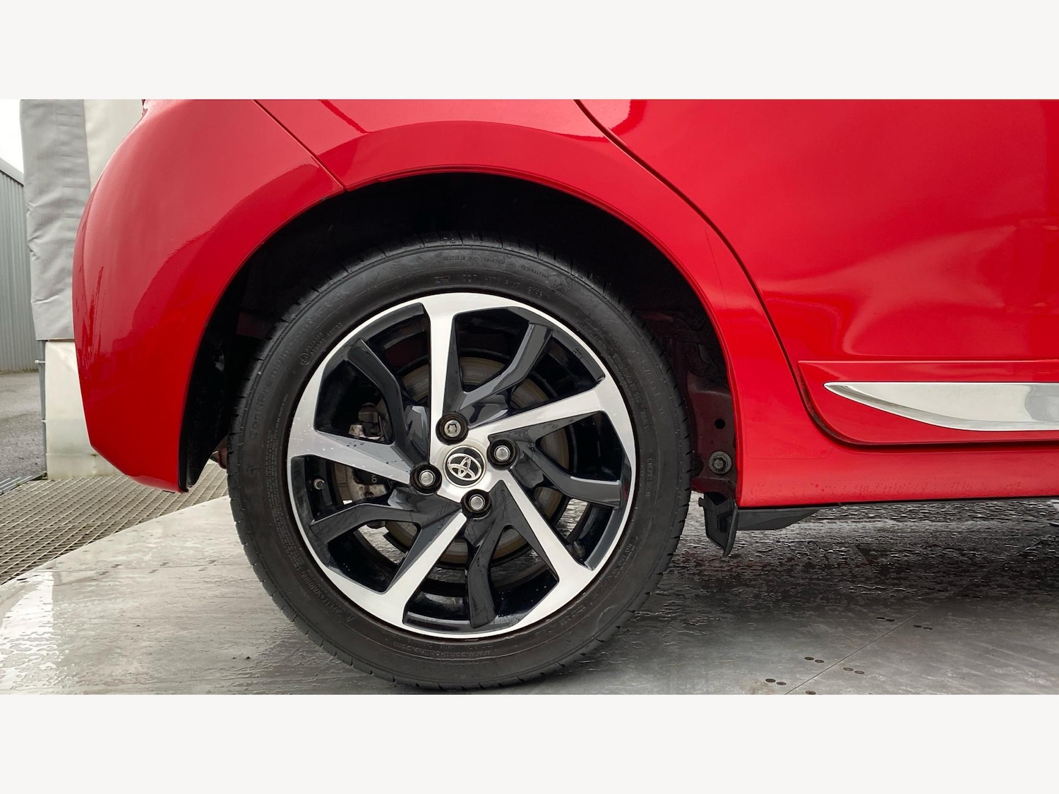 Used Toyota Yaris 2019 for sale - 77538503: Photo 20