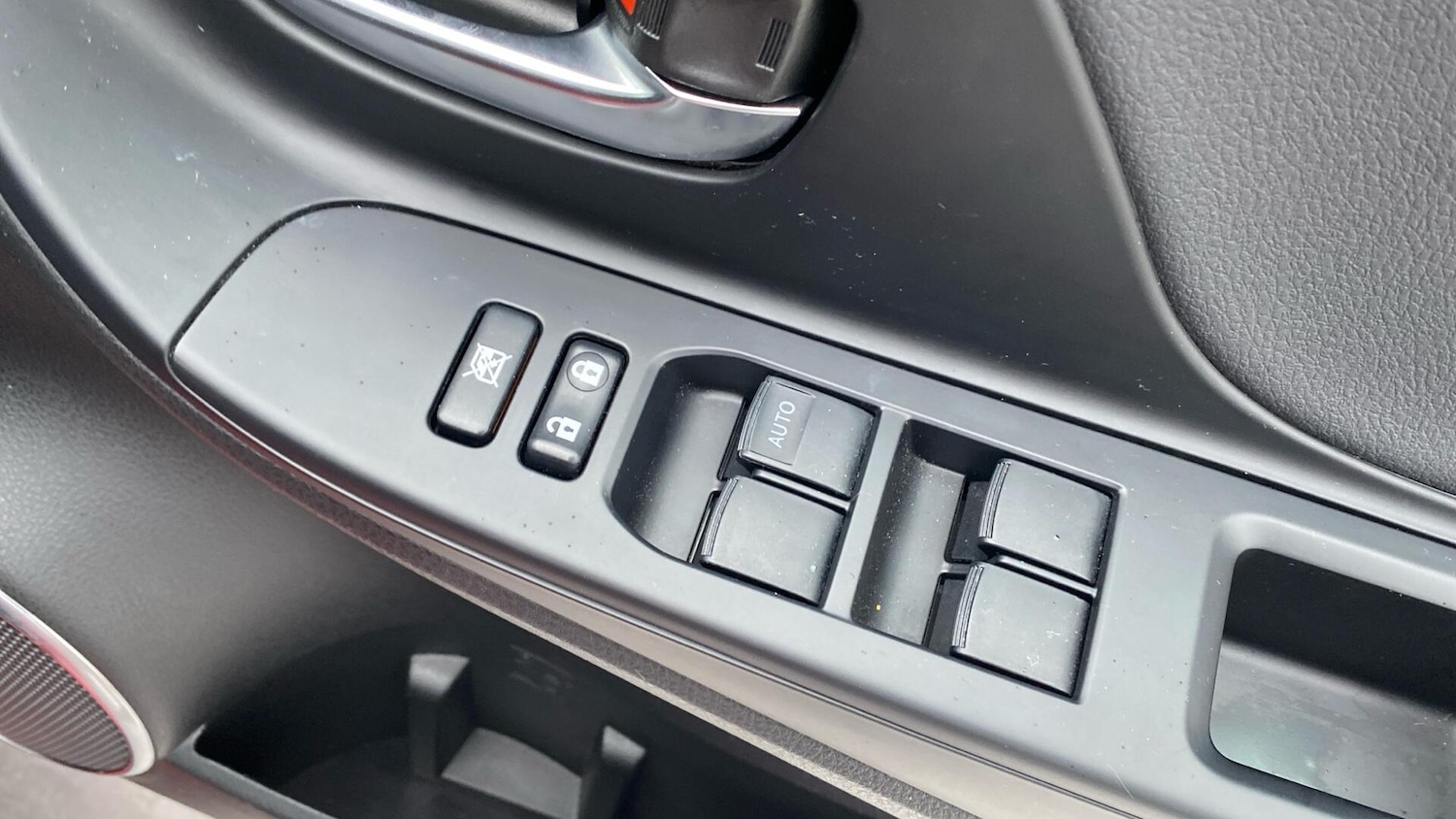 Used Toyota Yaris 2019 for sale - 77538503: Photo 40