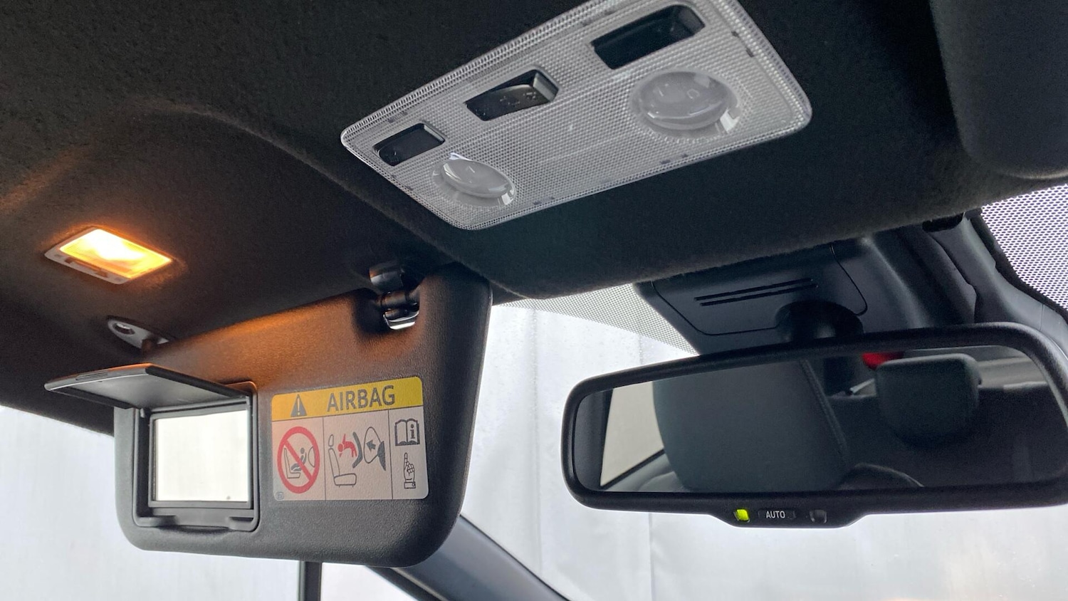 Used Toyota Yaris 2019 for sale - 77538503: Photo 45