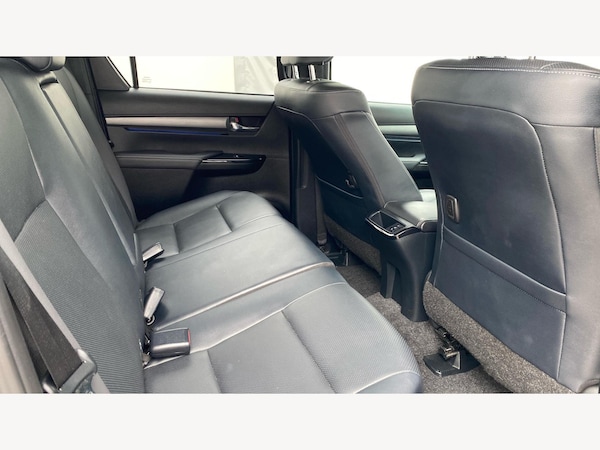 Used Toyota Hilux 2024 for sale - 75014087: Photo 14