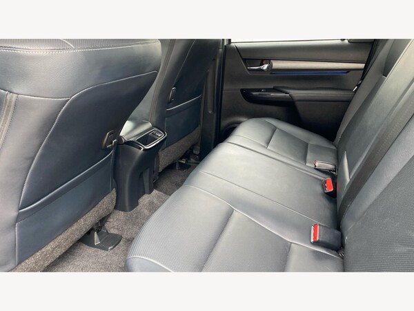 Used Toyota Hilux 2024 for sale - 75014087: Photo 15