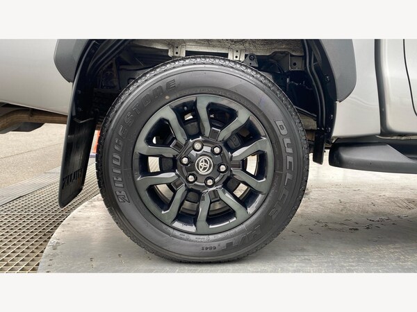 Used Toyota Hilux 2024 for sale - 75014087: Photo 20