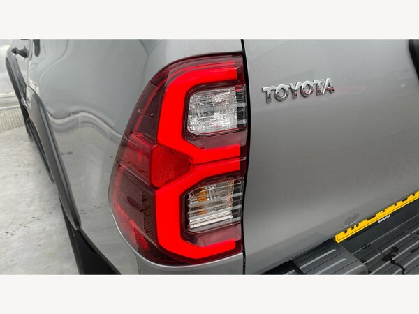 Used Toyota Hilux 2024 for sale - 75014087: Photo 23
