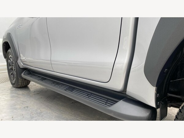 Used Toyota Hilux 2024 for sale - 75014087: Photo 36